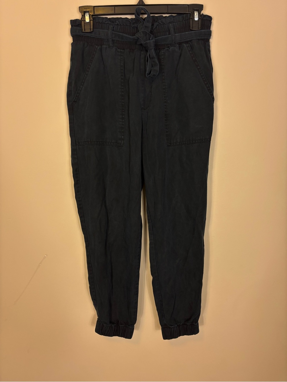 Abercrombie & Fitch Women's Black Paperbag Waist Jogger Pants Small